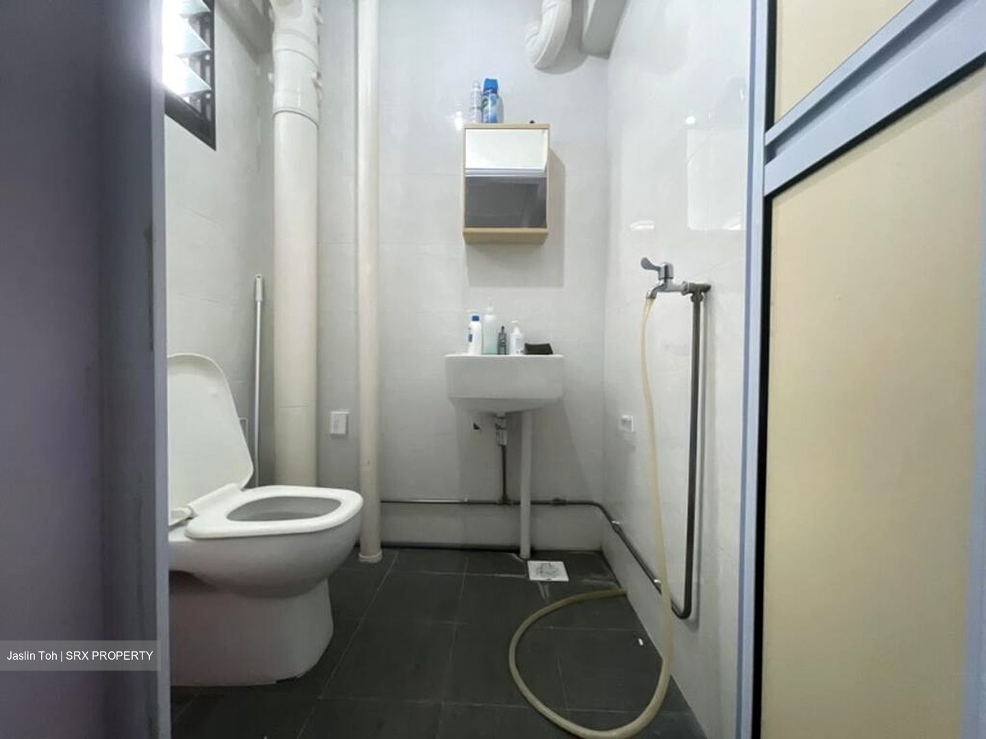 Blk 110 Jurong East Street 13 (Jurong East), HDB 3 Rooms #565783091